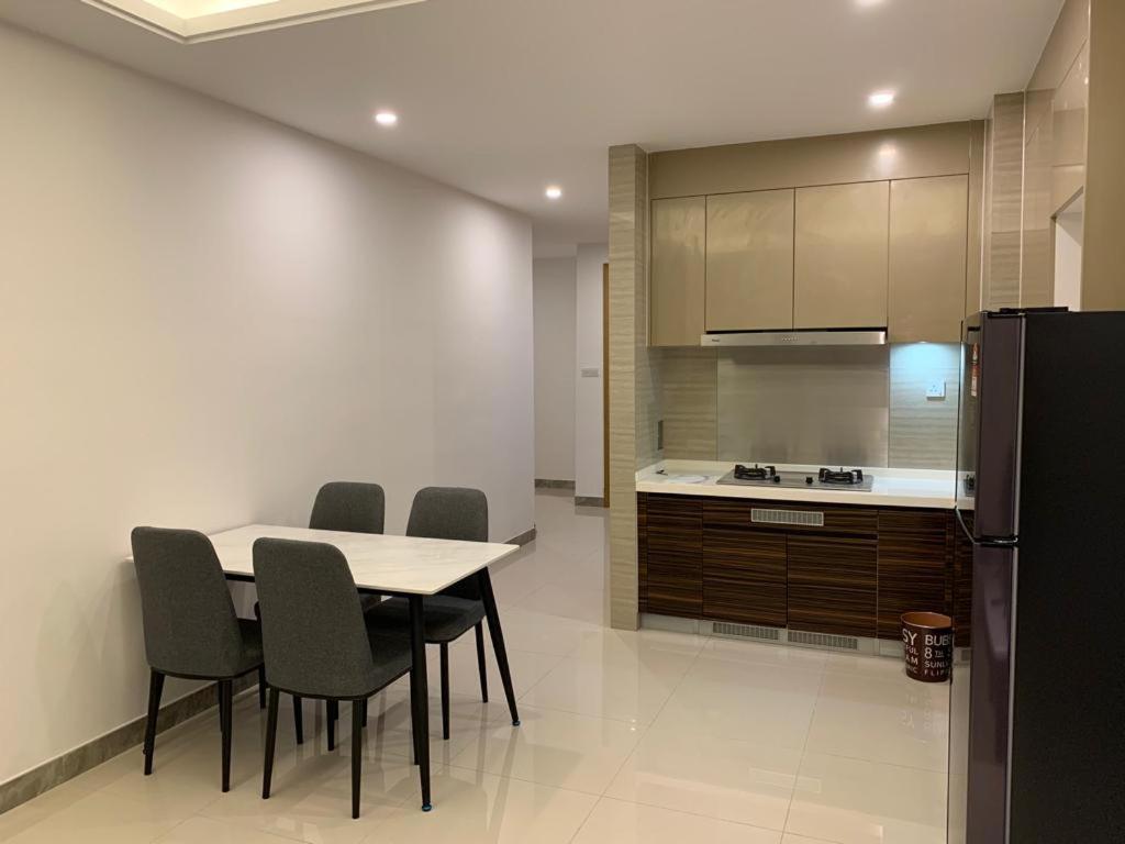 R&F Princess Cove Seaview High Floor Джохор-Бару Экстерьер фото